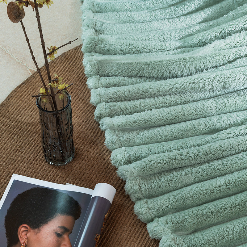 Ladies Luxury Thermal Snuggle Blanket with Wave Structure Bowlift