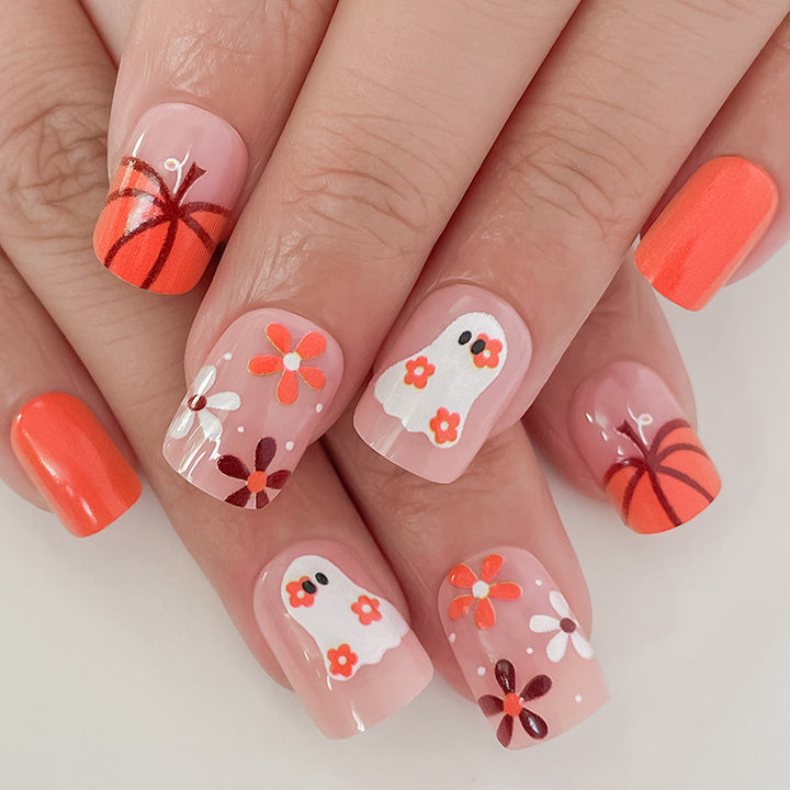 Stylish Press-On Nail Set with Shimmering Finish Bowlift