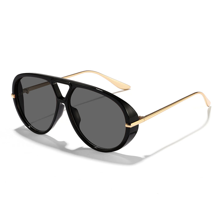Ladies sporty sunglasses in striking pilot style Bowlift