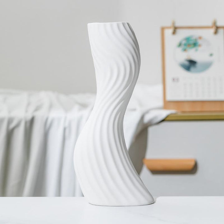 Artistic Curvilinear Ceramic Vase