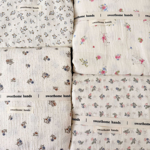 Ladies Cozy Blanket Bowlift