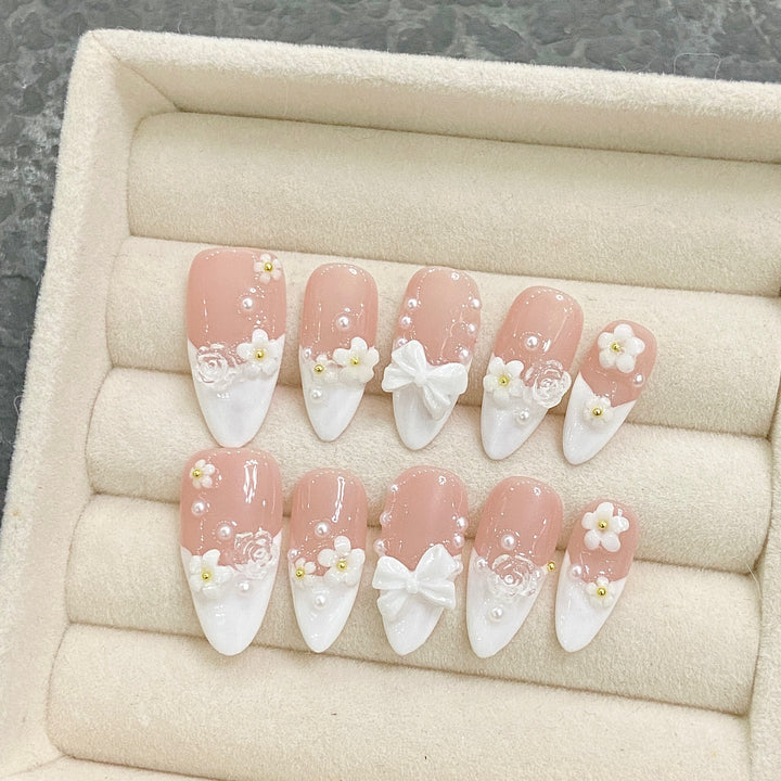 Elegant Artificial Nail Set with Floral Accents Bowlift