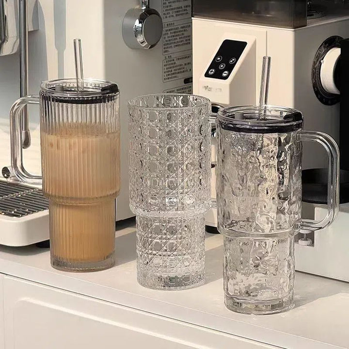 Ladies stylish drinking cups with unique pattern Bowlift
