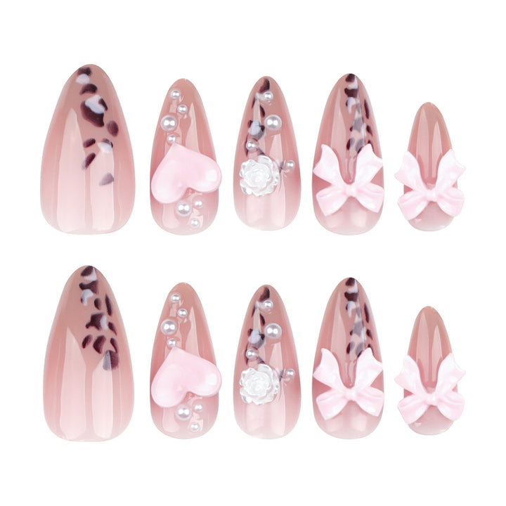 Artful nail extensions with decorative 3D designs Bowlift
