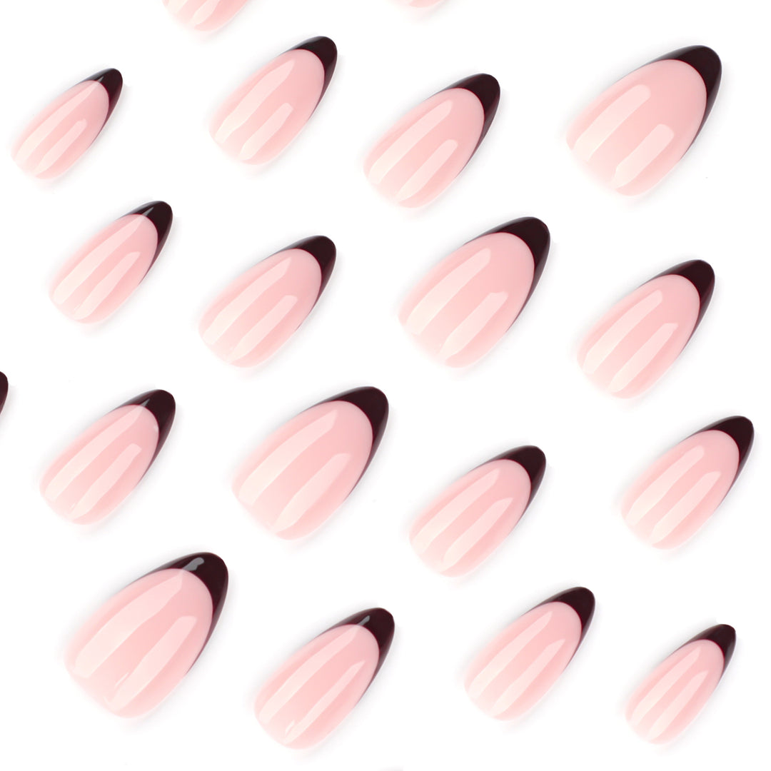 Elegant Stiletto Fake Nails with Gradient and Shine Bowlift