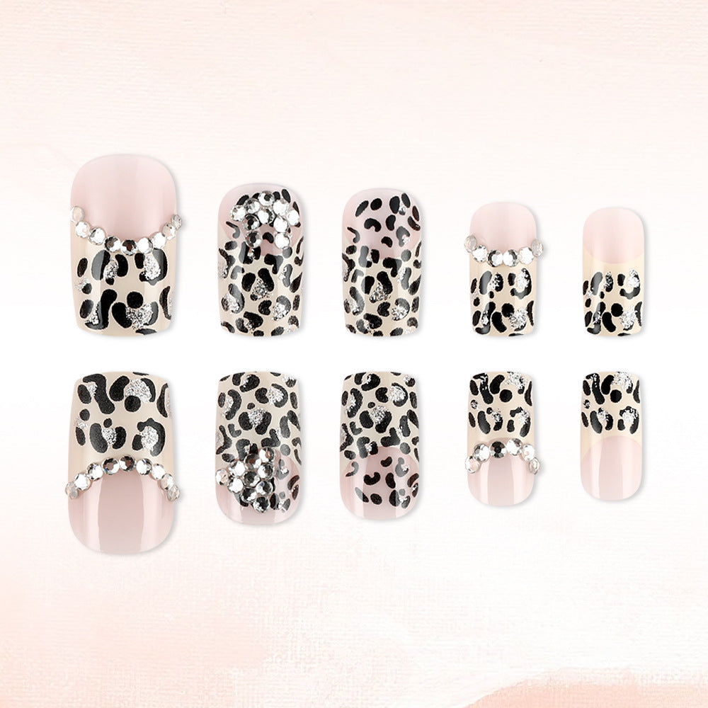 Decorative Nail Art With Crystal Accents Bowlift