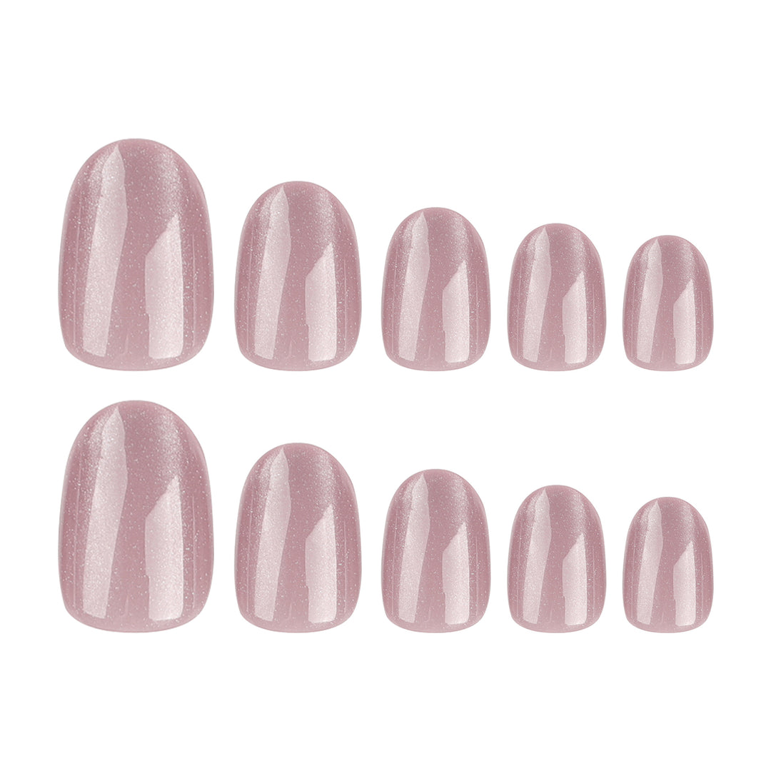 Nail art with glitter finish Bowlift