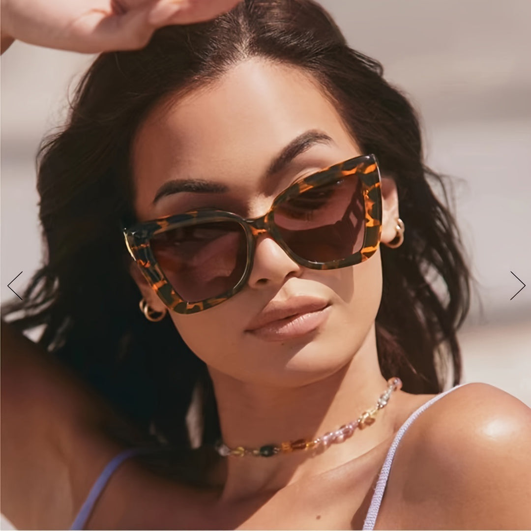 Ladies modern cat-eye sunglasses with clear frame and UV protection Bowlift