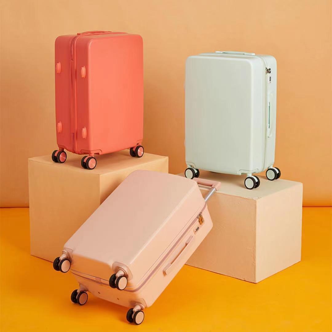 Advanced Ergonomic Hard-Shell Suitcase Bowlift