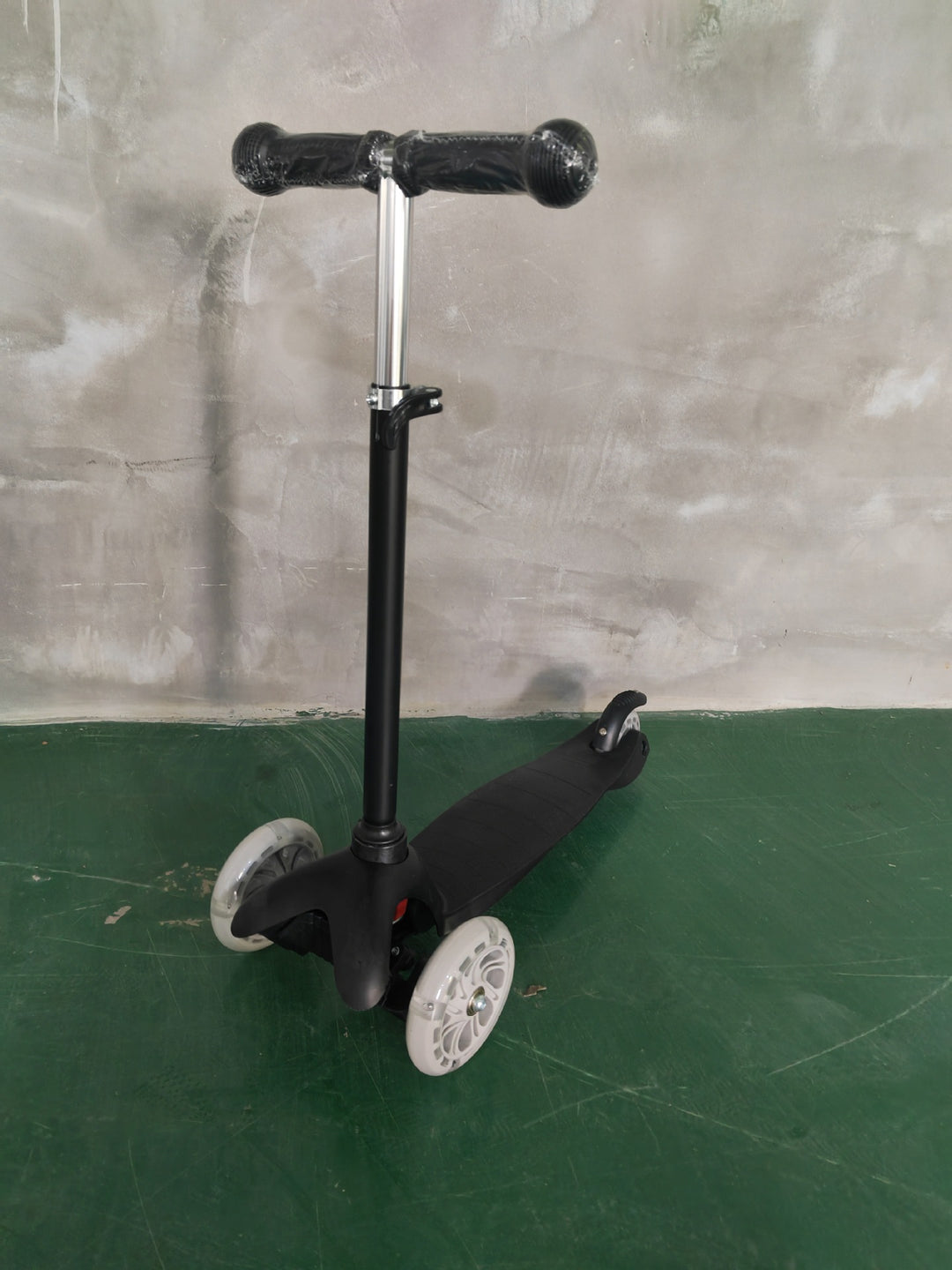 Riding Scooter Bowlift