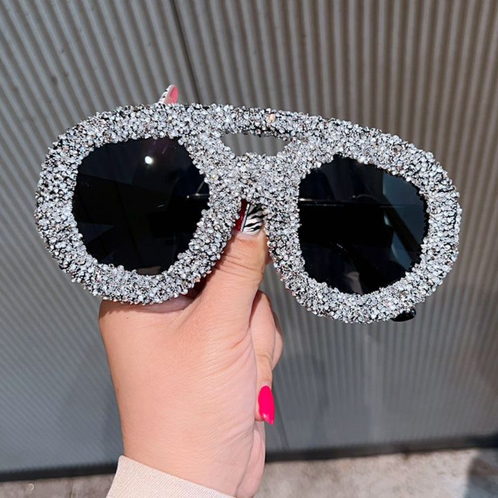 Women's Glittering Glamour Sunglasses with Unique Crystal Frame Bowlift