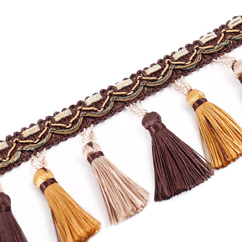 Decorative fringe trim Bowlift