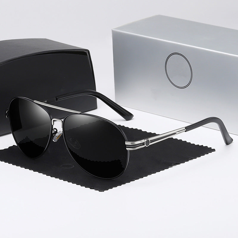 Women's elegant sunglasses with slim frame and UV protection Bowlift