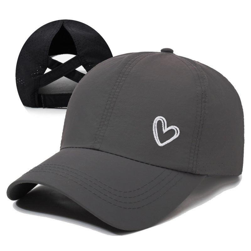 Women’s Sporty Baseball Cap Bowlift