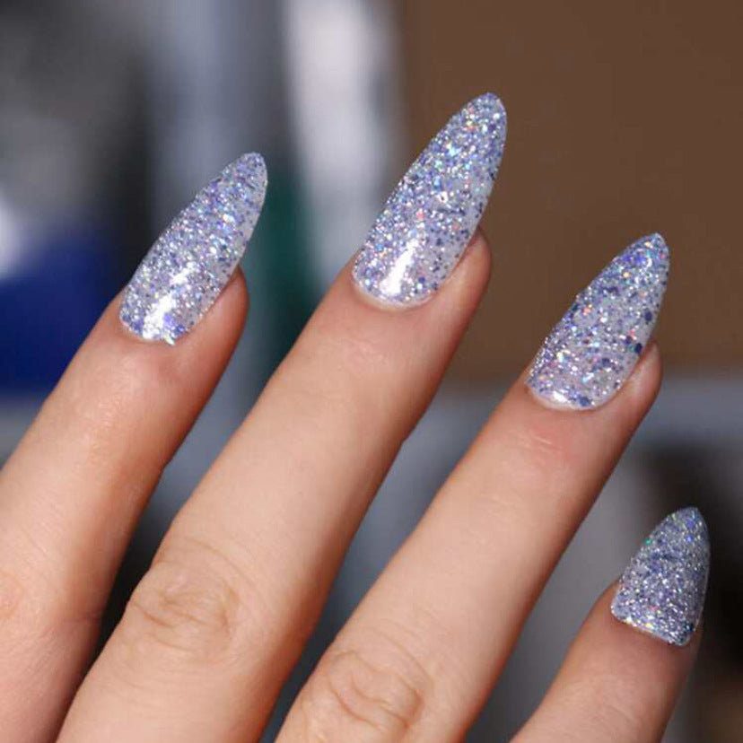 Glittering Stiletto Press-On Nail Set Bowlift