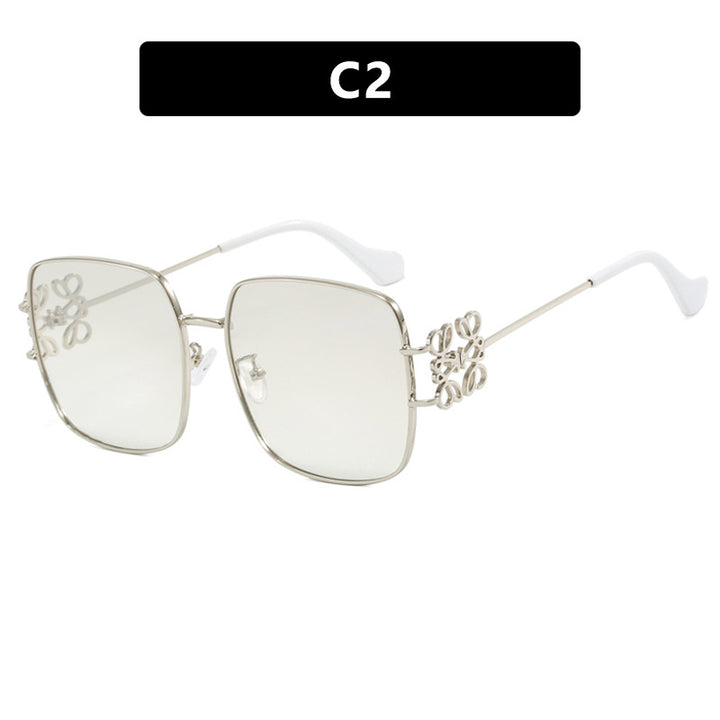 Ladies square sunglasses with delicate design and luxurious metal frame Bowlift