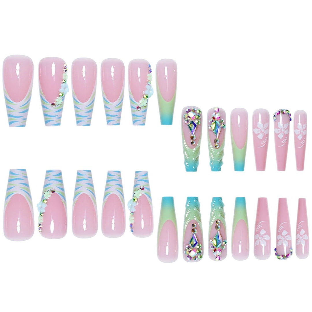 Glamorous 3D Floral Press-On Nail Extensions Bowlift