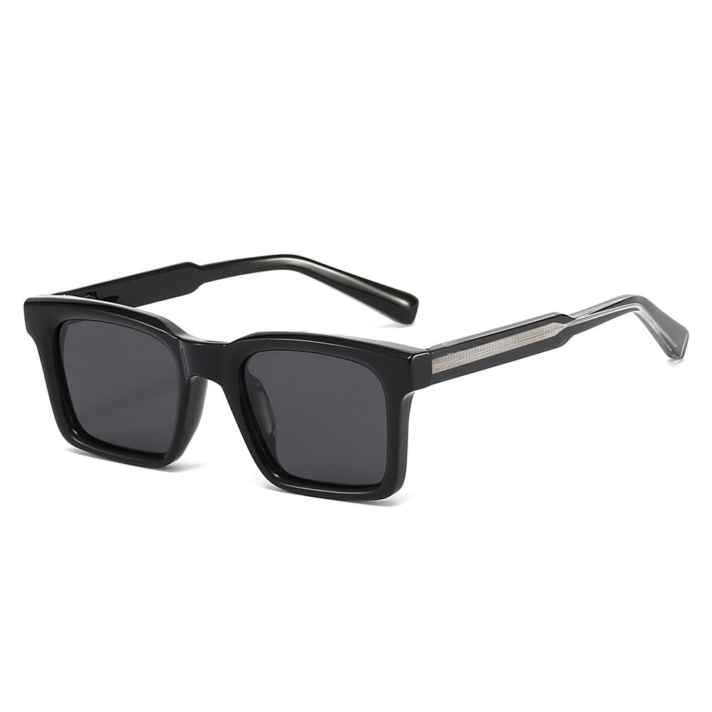 Ladies fashionable sunglasses with exclusive frame and UV protection Bowlift