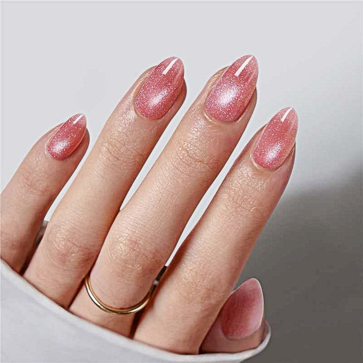 Nail design set with shiny, silky finish Bowlift