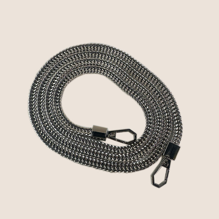 Premium Metallic Eyewear Chain Bowlift