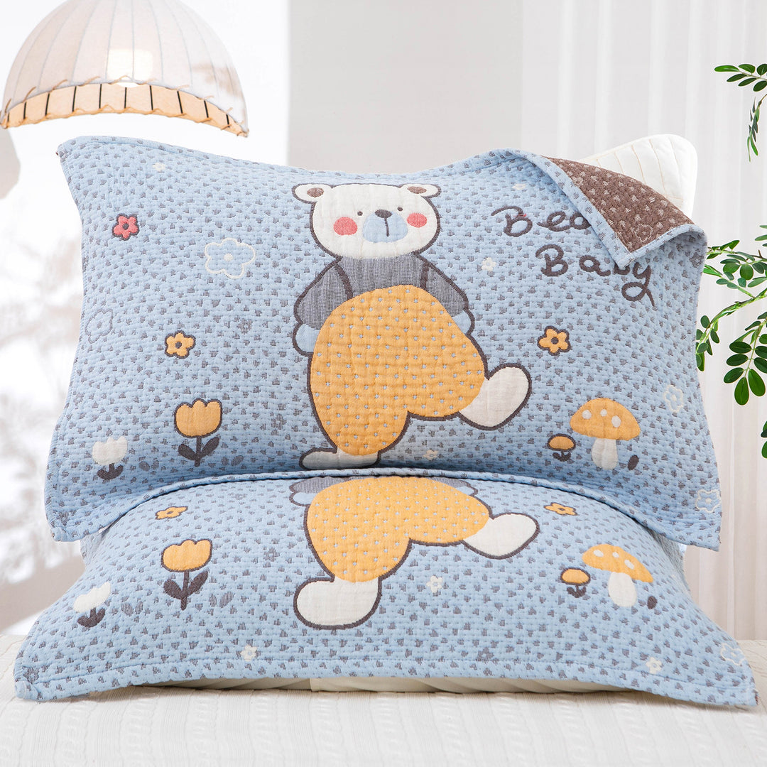 Ladies cushion cover with cheerful penguin design Bowlift