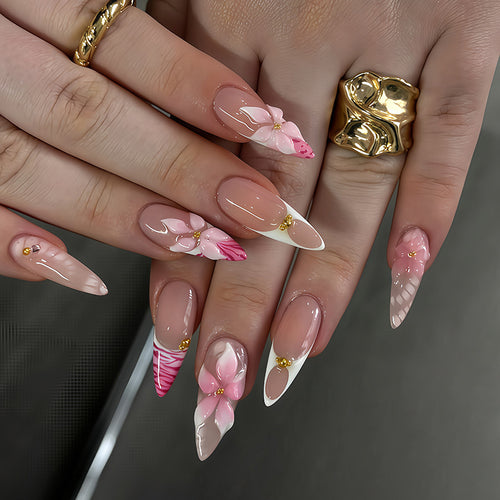 Artificial nail set with floral and elegant design elements Bowlift