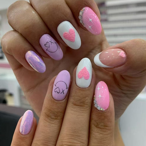 Artistic Heart-Embellished Press-On Nail Set Bowlift