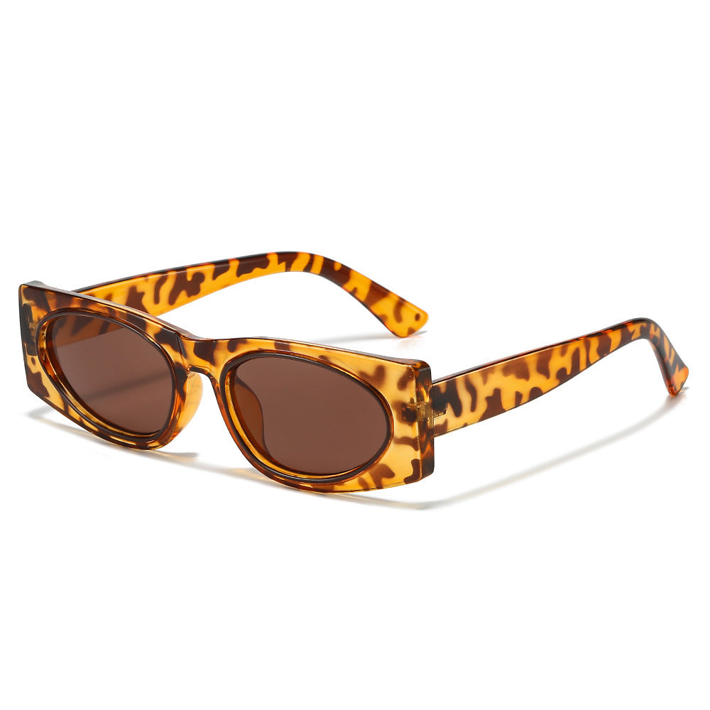 Retro-Inspired Wide-Frame Sunglasses Bowlift