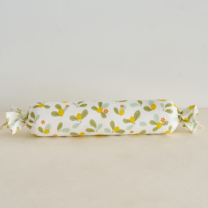 Neck support roll with loving heart design Bowlift