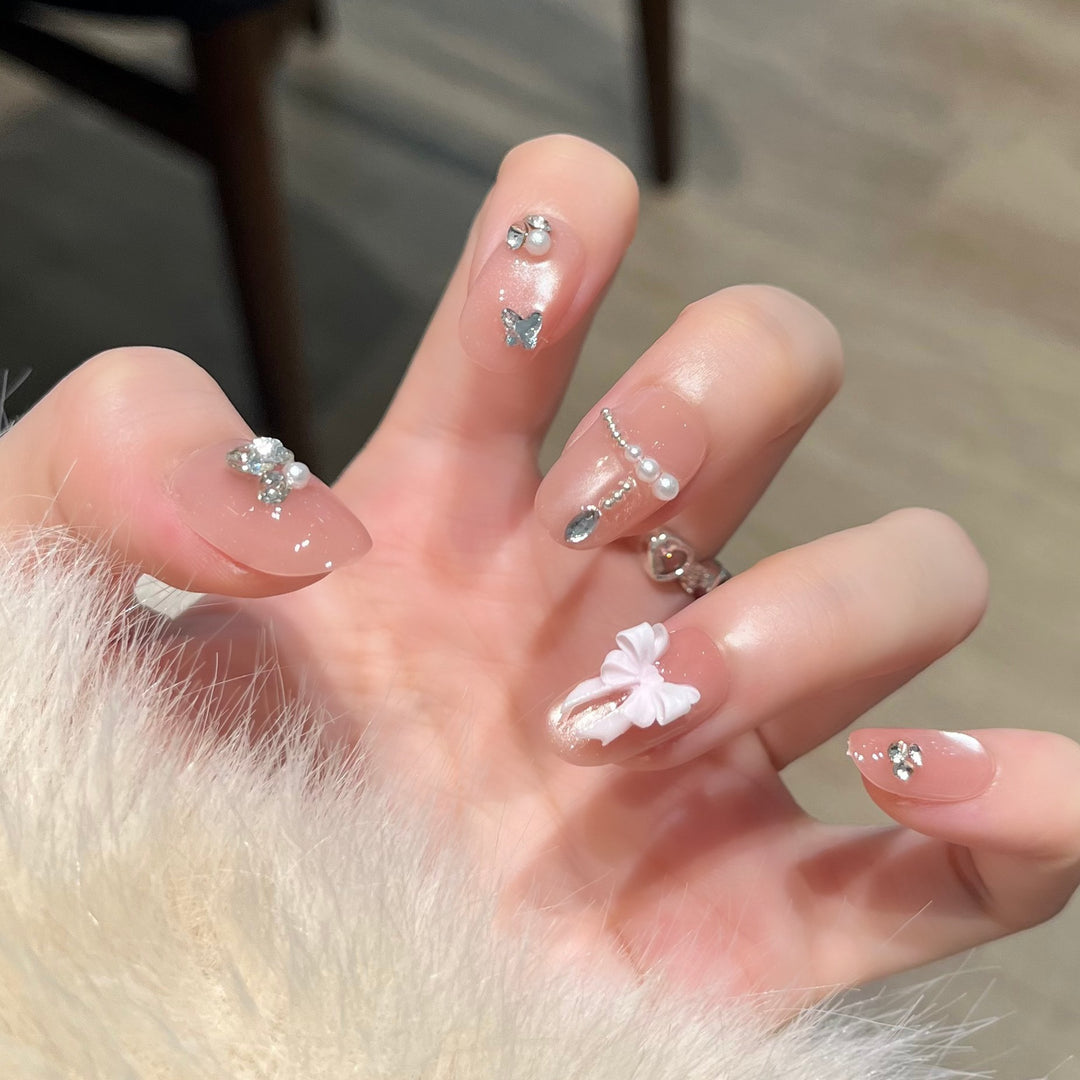 Artistic Press-On Nail Set Bowlift
