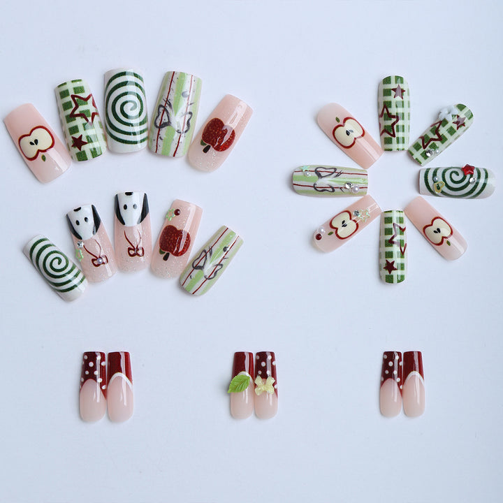 Artificial fingernails with festive designs Bowlift