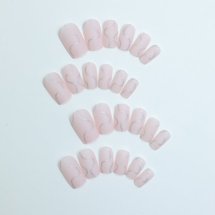 Nail art set with elegant glitter contour design Bowlift