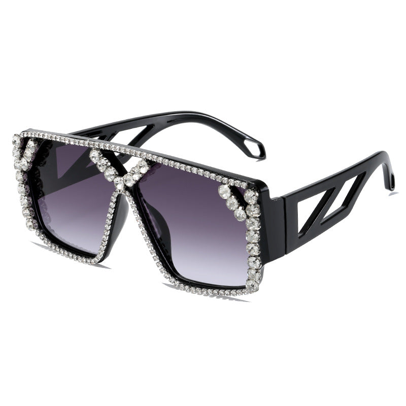 Women's Glamorous Oversized Sunglasses with Sparkling Frame and UV Protection Bowlift