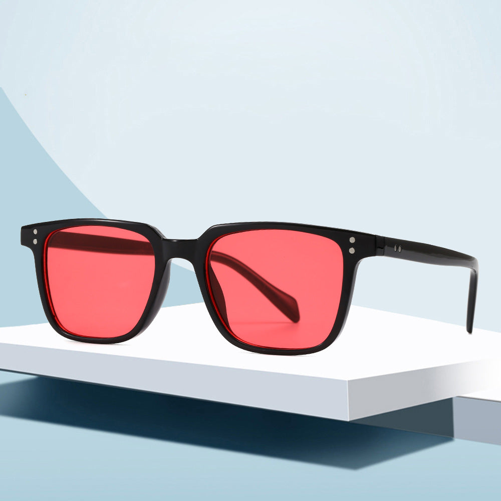 Ladies fashionable square sunglasses with unique lenses Bowlift