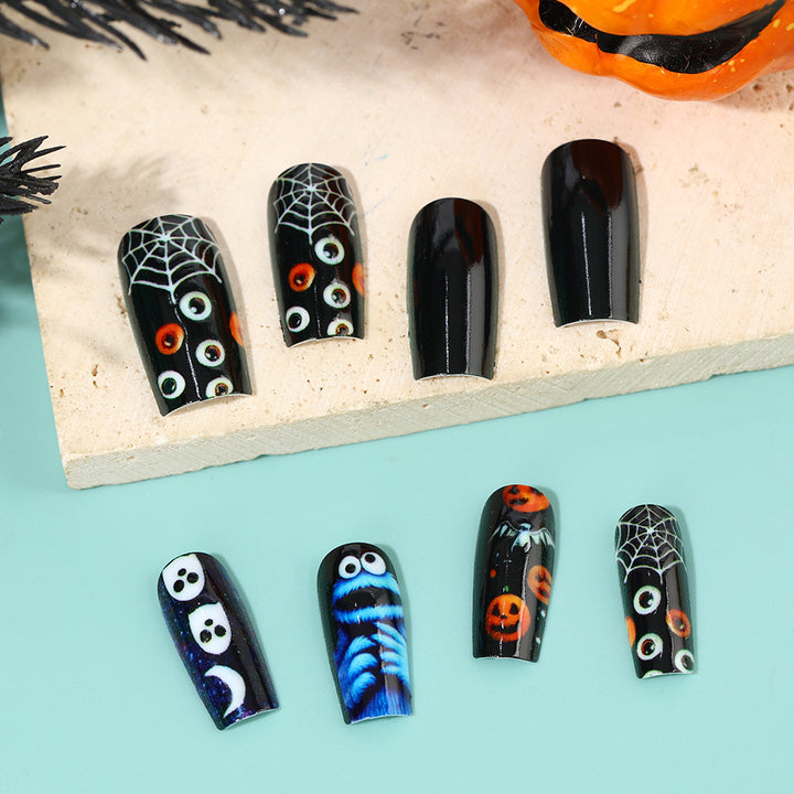 Creative Halloween-style art nails Bowlift
