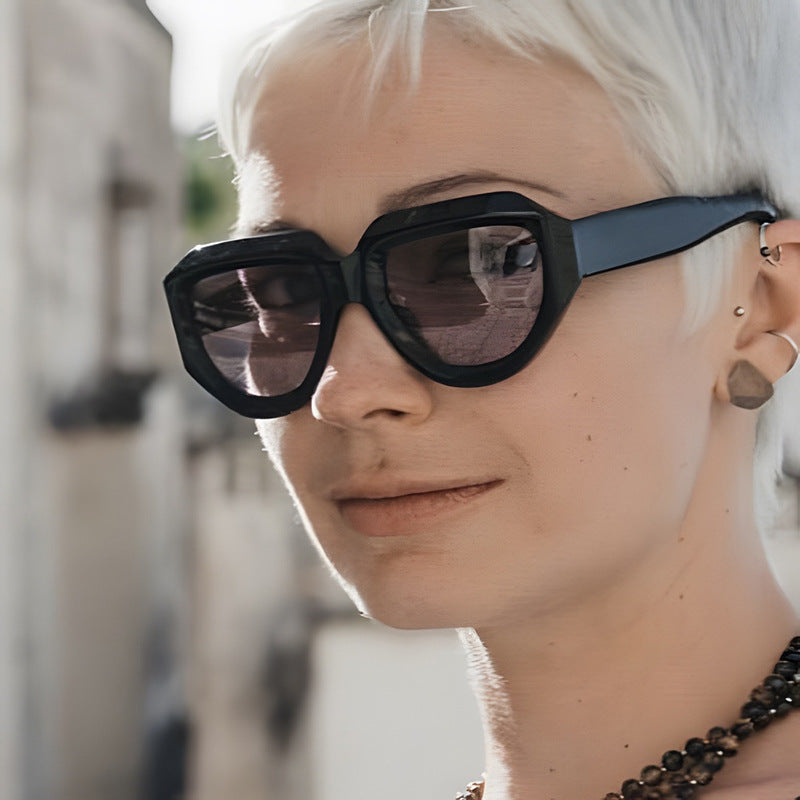 Women's fashionable sunglasses with unique, angular frame Bowlift