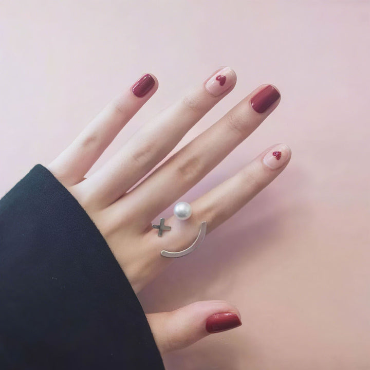 Glamorous nail designs Bowlift