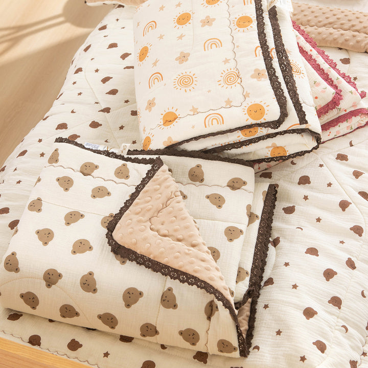 Women’s bedspread with high-quality floral design Bowlift