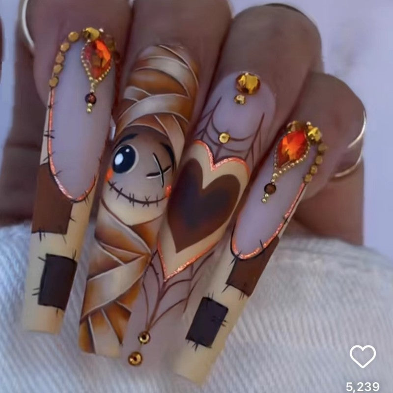 Stylish artificial nails in abstract design Bowlift