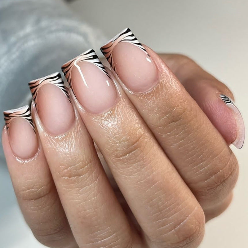 Abstract Pattern Press-On Nails Bowlift