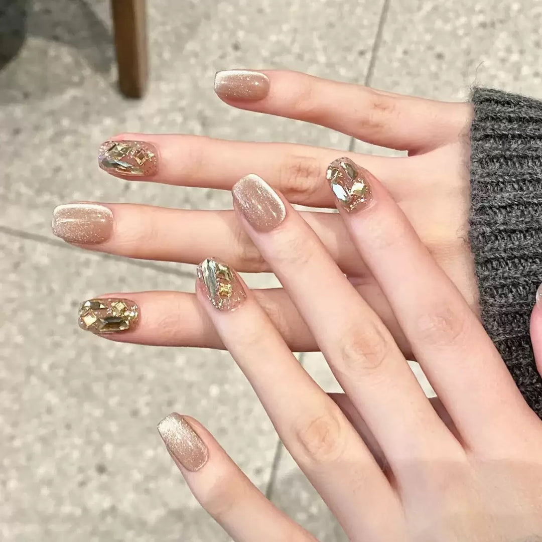 Glitter Nail Set with Luxurious Stone Embellishments Bowlift