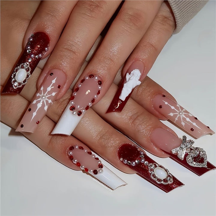 Holiday-Themed Press-On Nail Art Set Bowlift