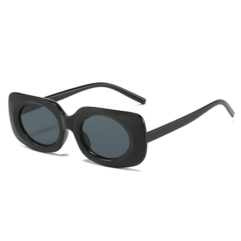 Modern Vintage-Inspired Oversized Sunglasses Bowlift