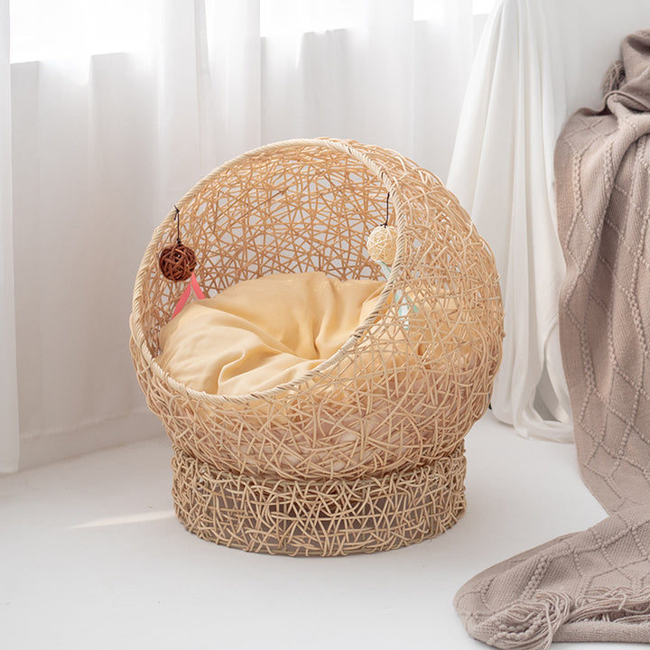 Cozy cat bed made of handwoven natural material Bowlift