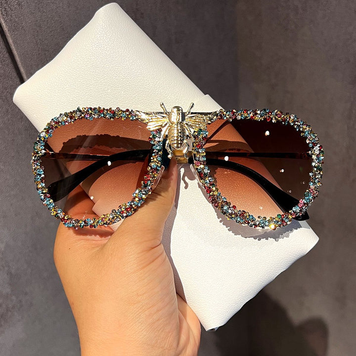 Women Glamorous Oversized Sunglasses with Unique Decorative Frame Bowlift