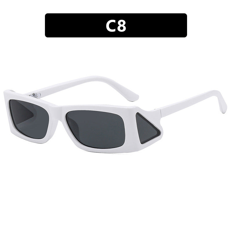 Ladies extravagant sunglasses in geometric design Bowlift