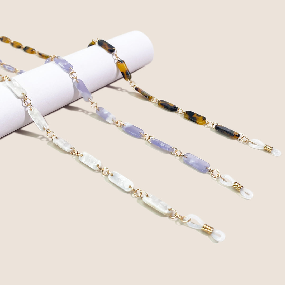 Chic Tortoiseshell Eyewear Chain Bowlift