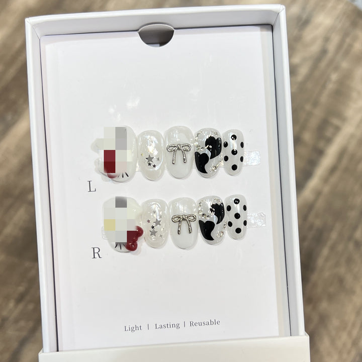 Cartoon-Themed Decorative Press-On Nail Set Bowlift