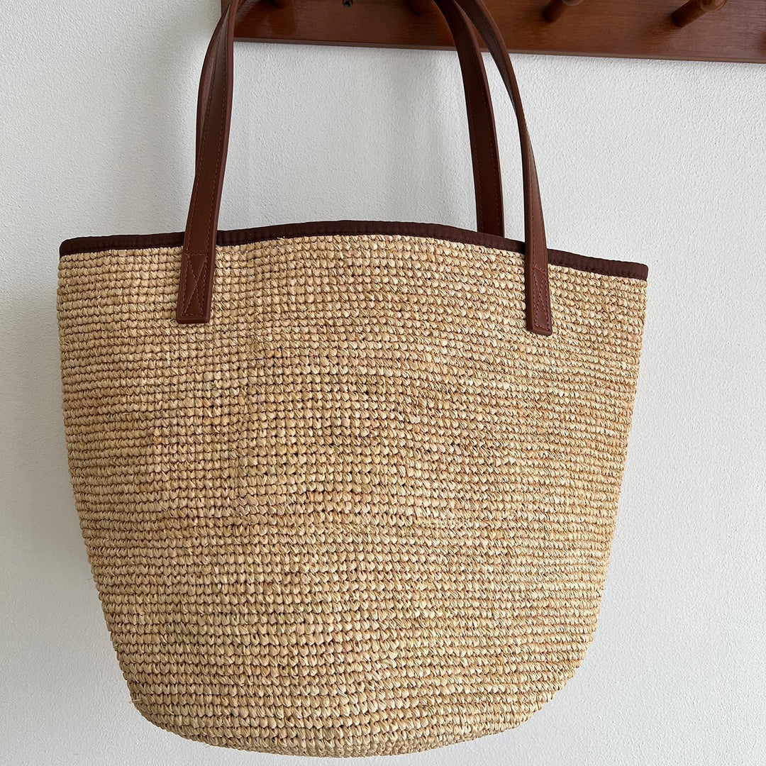 Handmade Tote Bag Made of Natural Materials Bowlift