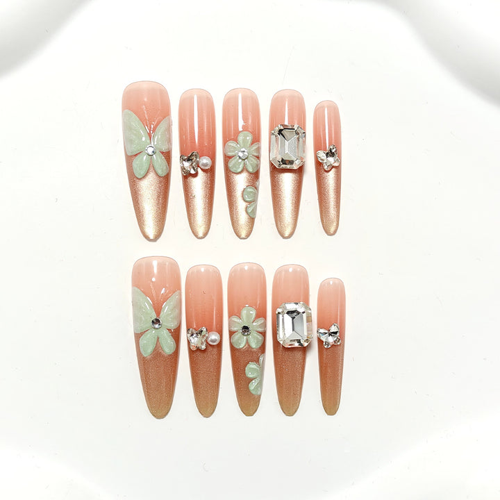 Artistic Nail Art Design Bowlift